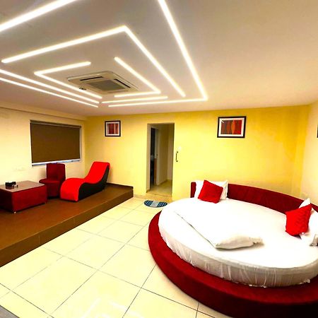 Aundh Elite Stay Pune Exterior photo